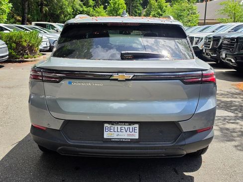 New 2026 Chevrolet Equinox EV LT AWD/4WD image 4