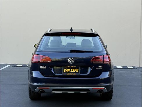 Used 2017 Volkswagen Golf Alltrack SE image 5