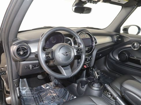 Used 2022 MINI Cooper Convertible image 27