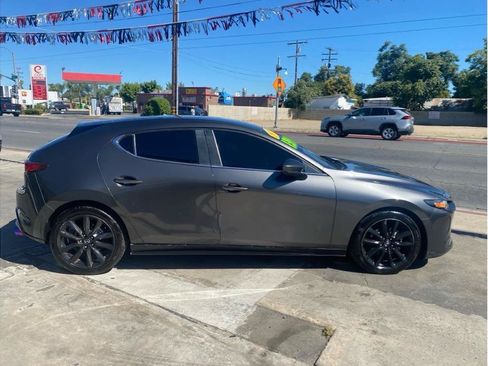 Used 2019 MAZDA MAZDA3 AWD Hatchback image 7