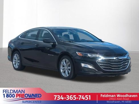 Used 2022 Chevrolet Malibu LT w/ Leather Package FWD image 1