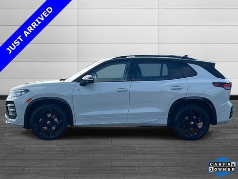 Used 2025 Volkswagen Tiguan SE R-Line AWD/4WD image 7