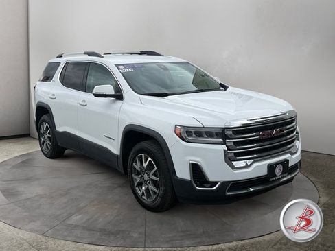 Used 2023 GMC Acadia SLT AWD/4WD image 1