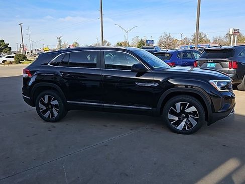 New 2026 Volkswagen Atlas Cross Sport SEL AWD/4WD image 4
