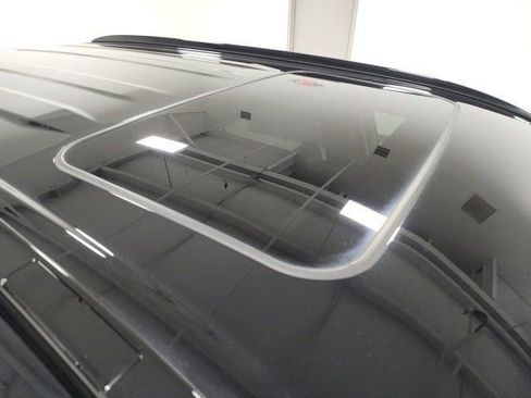 Certified 2022 Toyota RAV4 XLE Premium image 15