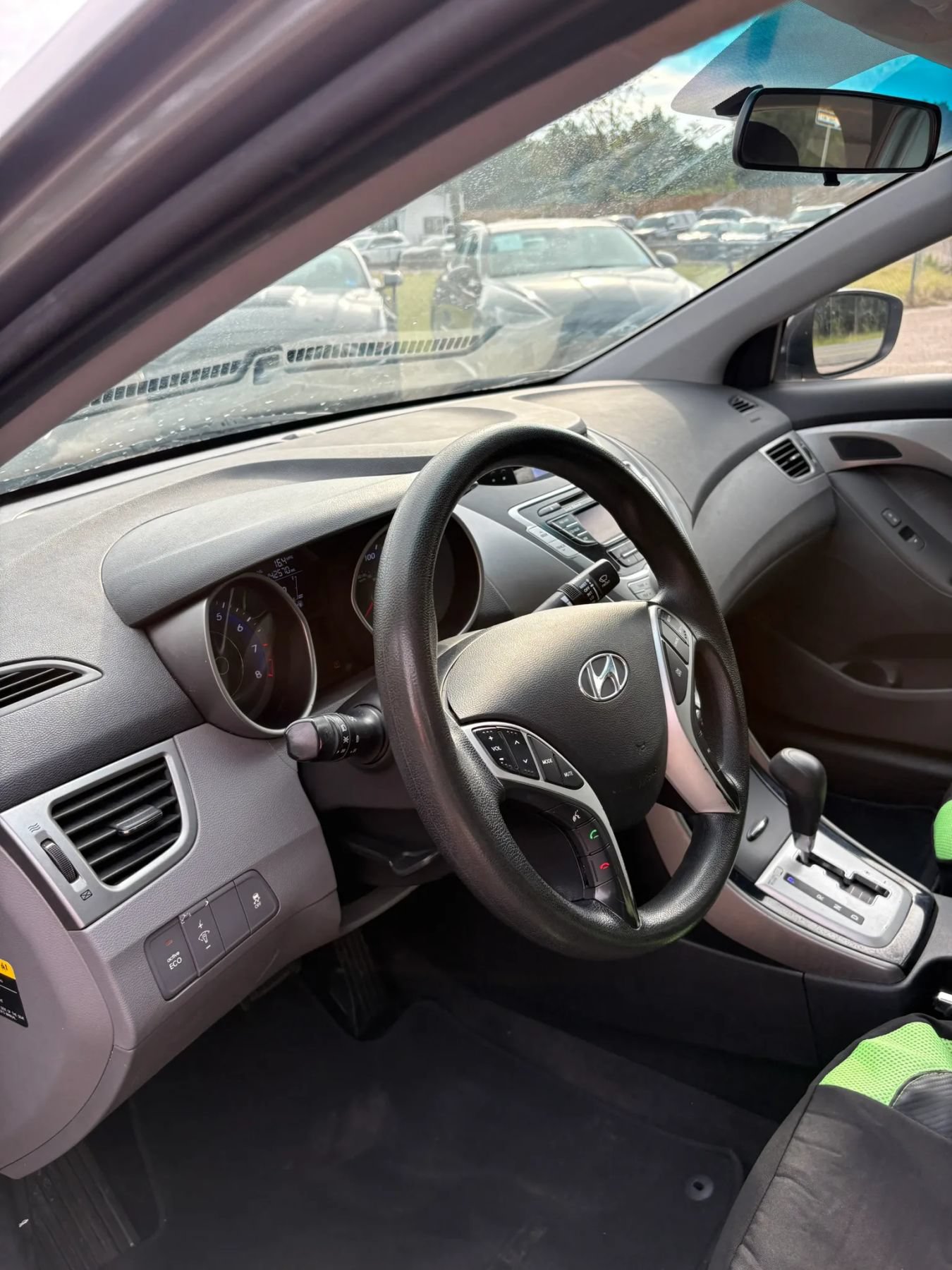 Used 2012 Hyundai Elantra GLS w/ Preferred Pkg 3 FWD image 11