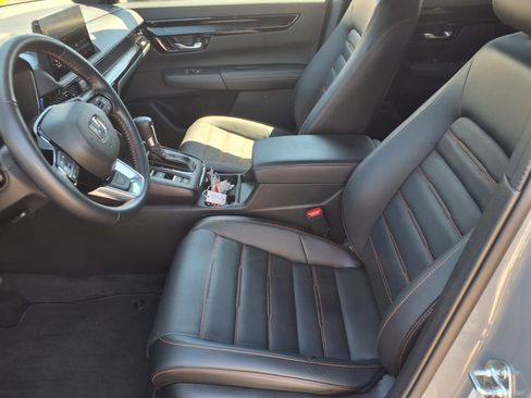 Certified 2025 Honda CR-V Sport Touring image 9