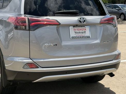 Used 2016 Toyota RAV4 Limited FWD image 6
