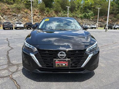 Certified 2025 Nissan Sentra S FWD image 8