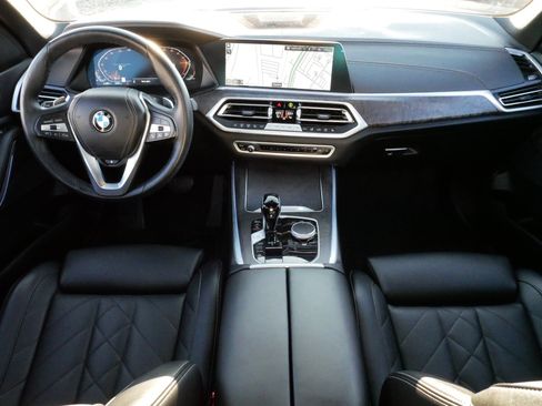 Used 2023 BMW X5 xDrive40i w/ Premium Package image 10