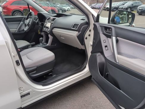 Used 2018 Subaru Forester 2.5i Premium image 7