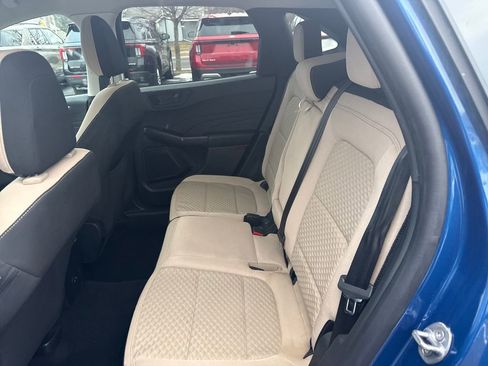 Used 2022 Ford Escape SE w/ Convenience Package image 16