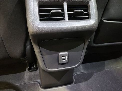 Certified 2024 GMC Terrain SLE w/ Driver Convenience Package image 23