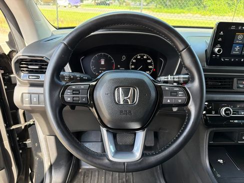 Certified 2025 Honda Pilot EX-L image 15