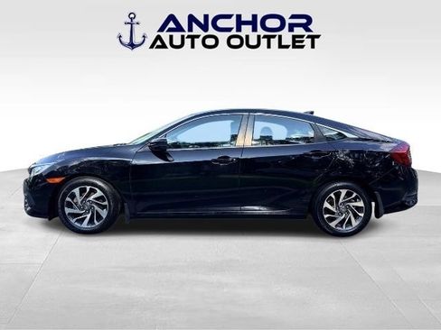 Used 2018 Honda Civic EX image 5