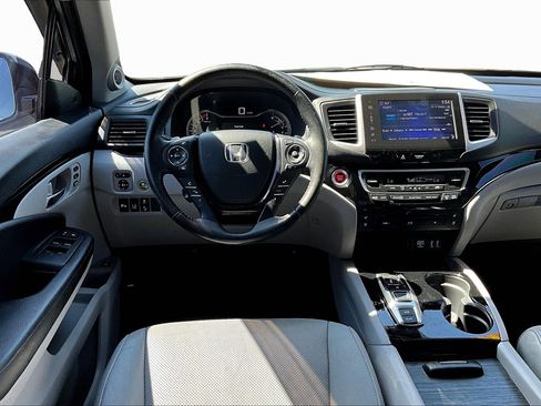 Used 2016 Honda Pilot Elite image 5