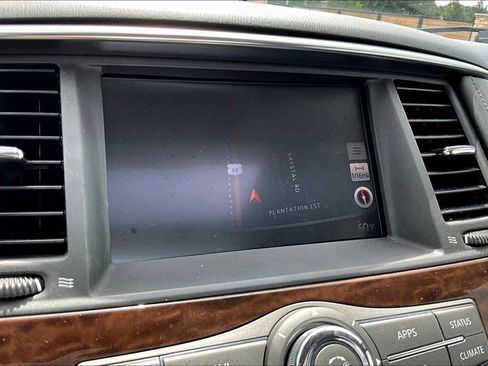 Used 2018 Nissan Armada Platinum w/ Captain Seat Package AWD/4WD image 24