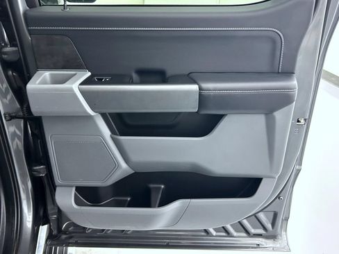 Used 2025 Ford F150 XLT w/ Equipment Group 301A Standard AWD/4WD image 17