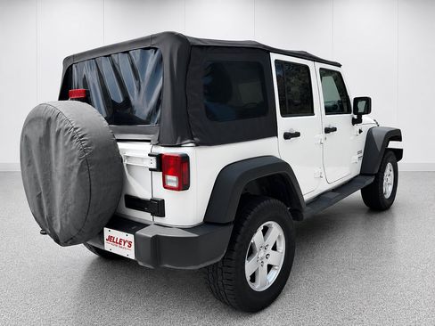 Used 2013 Jeep Wrangler Unlimited Sport AWD/4WD image 2