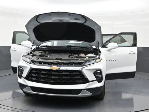 Used 2023 Chevrolet Blazer LT FWD image 33
