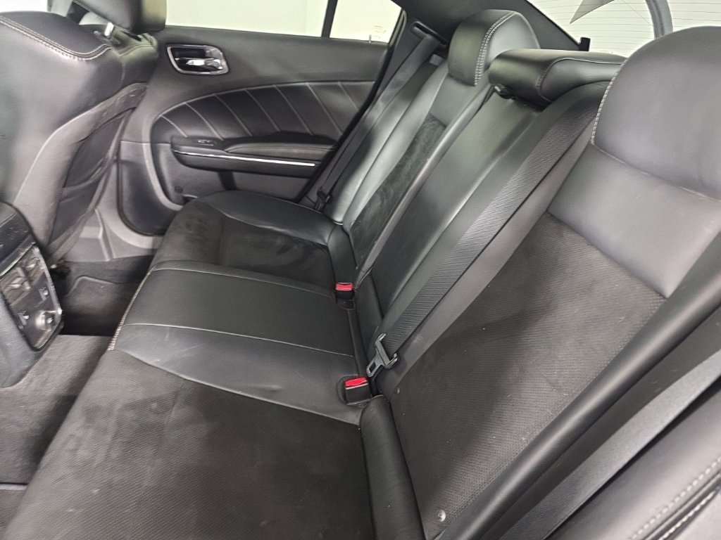 Used 2014 Dodge Charger R/T RWD image 25