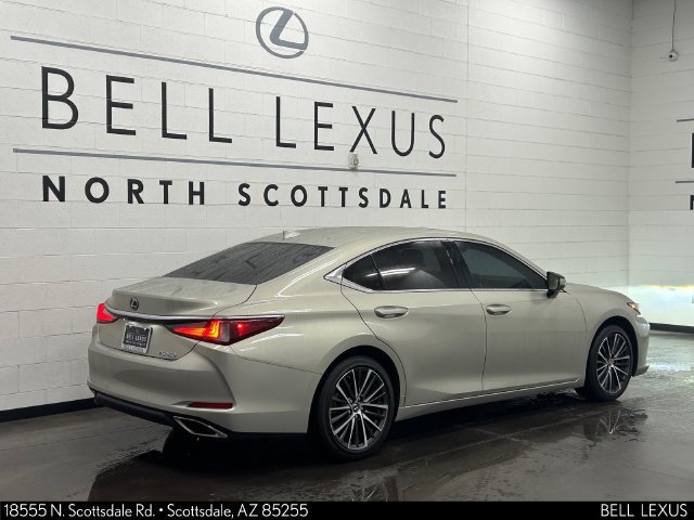 Used 2022 Lexus ES 350 w/ Premium Package FWD image 4