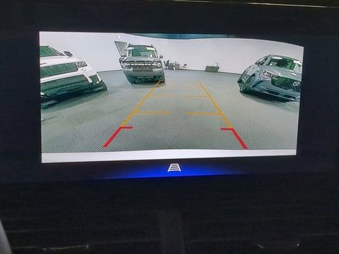 Used 2025 Chevrolet Trax LT w/ LT Convenience Package image 20