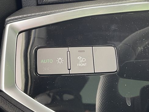 New 2025 Audi Q3 2.0T Premium Plus image 26