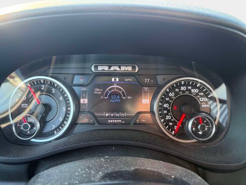 Certified 2022 RAM 2500 Tradesman AWD/4WD image 11