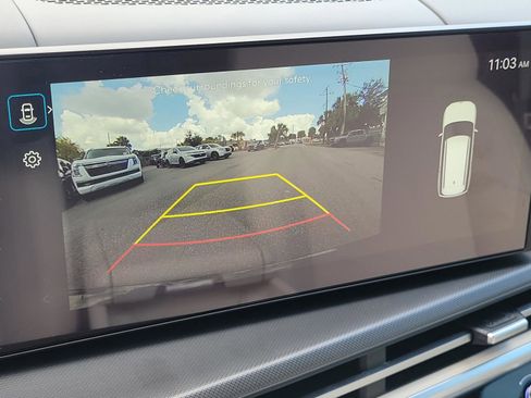 New 2026 Hyundai Santa Fe SE image 9