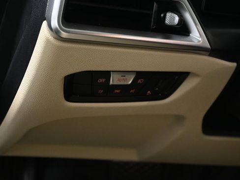 Used 2026 BMW 330i xDrive Sedan w/ Premium Package image 27