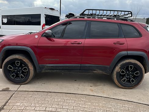 Used 2014 Jeep Cherokee Trailhawk w/ Technology Group image 11