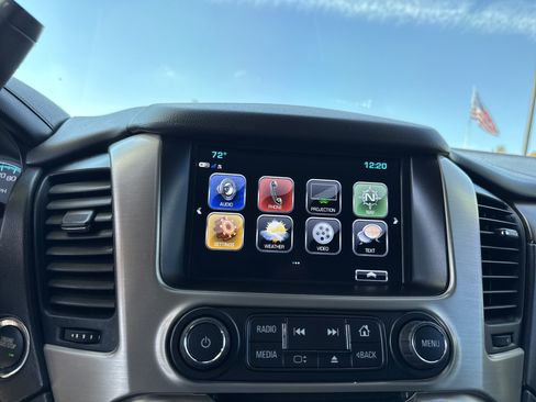 Used 2020 GMC Yukon Denali w/ Open Road Package image 25