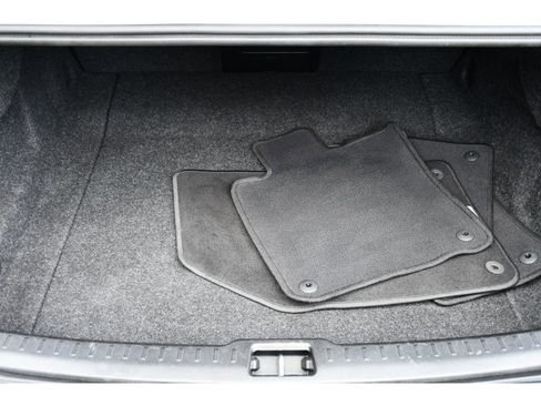Used 2024 Volvo S60 B5 Plus FWD image 24