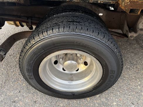 Used 1999 Ford E-350 and Econoline 350 Super Duty image 6