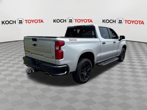 Used 2022 Chevrolet Silverado 1500 LT Trail Boss w/ Convenience Package II AWD/4WD image 8