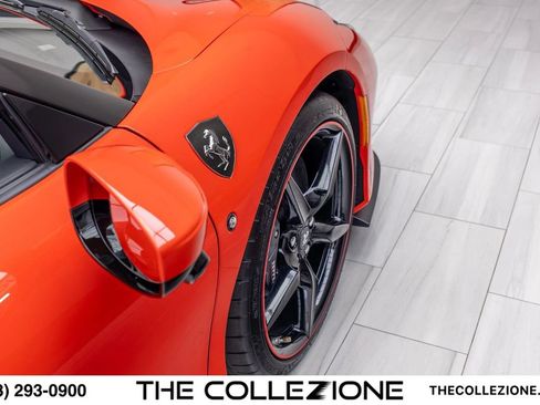 Used 2022 Ferrari F8 Tributo RWD image 38