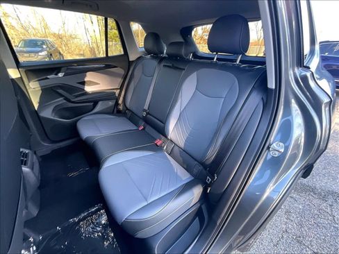 New 2026 Volkswagen Tiguan SE image 15