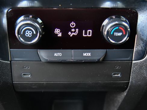 Used 2025 Chevrolet Tahoe LT AWD/4WD image 46