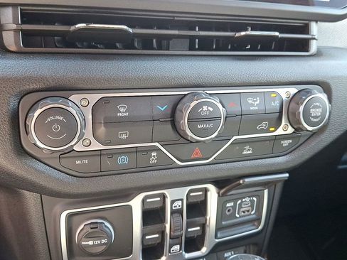 Certified 2025 Jeep Wrangler Unlimited Sport S 4xe AWD/4WD image 15