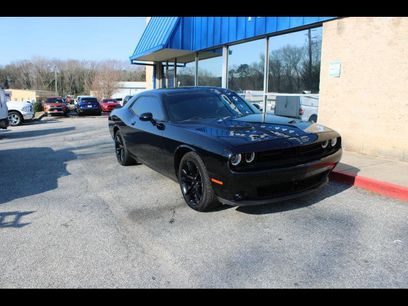 Used 2016 Dodge Challenger SXT Plus