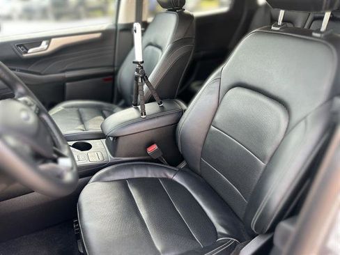 Used 2022 Ford Escape SEL image 13