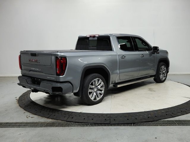 Used 2024 GMC Sierra 1500 Denali AWD/4WD image 8