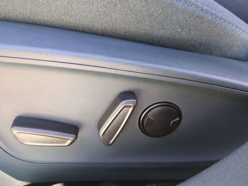 New 2025 Ford Maverick XLT w/ Equipment Group 301A image 17