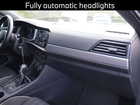 Used 2023 Volkswagen Jetta Sport FWD image 11