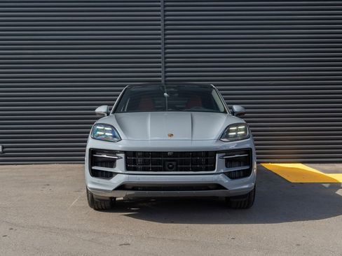 New 2026 Porsche Cayenne S AWD/4WD image 6