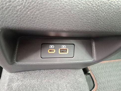 Certified 2025 Nissan Altima 2.5 SR w/ SR Premium Package image 11