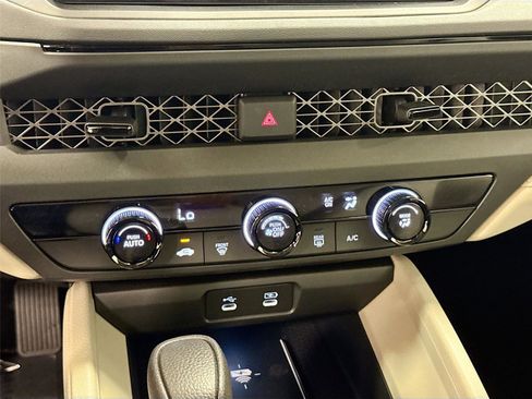 New 2026 Honda Accord LX image 13
