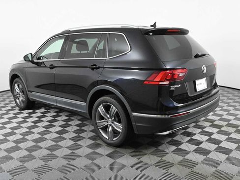 Used 2020 Volkswagen Tiguan SEL AWD/4WD image 7