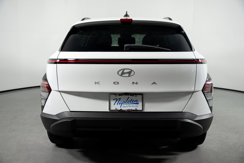 Used 2024 Hyundai Kona SEL FWD image 9